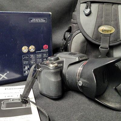LUMIX FZ35 DIGITAL CAMERA AND BAG