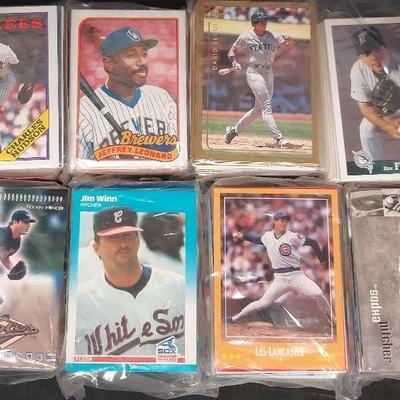 COLLECTION OF BASEBALL TRADING CARDS #8