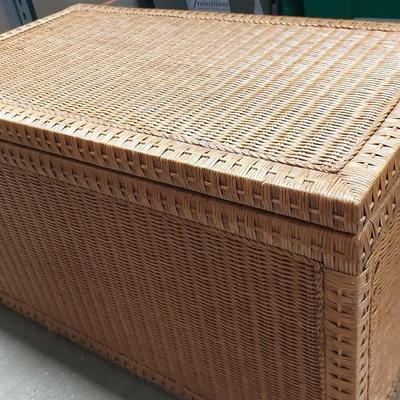 BEAUTIFUL WICKER CHEST