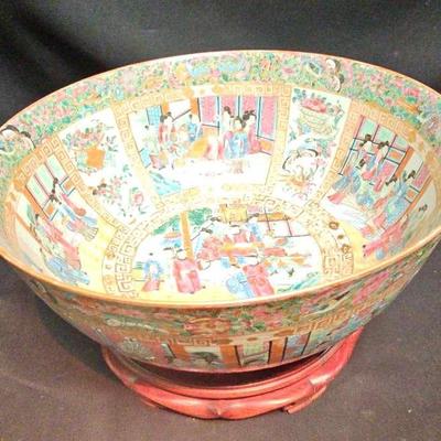 CHINESE ROSE CANTON PORCELAIN PUNCH BOWL