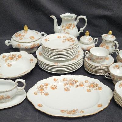 MITTERTEICH 46 PIECE FINE CHINA SET