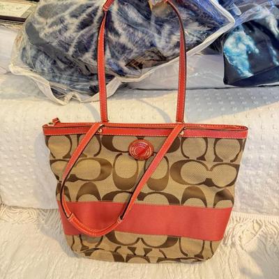 Sale Photo Thumbnail #96