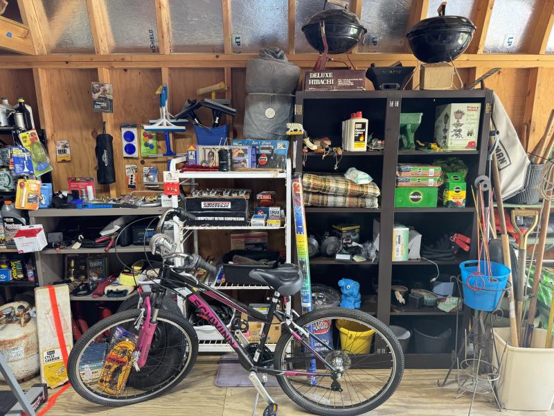 Sale Photo Thumbnail #143