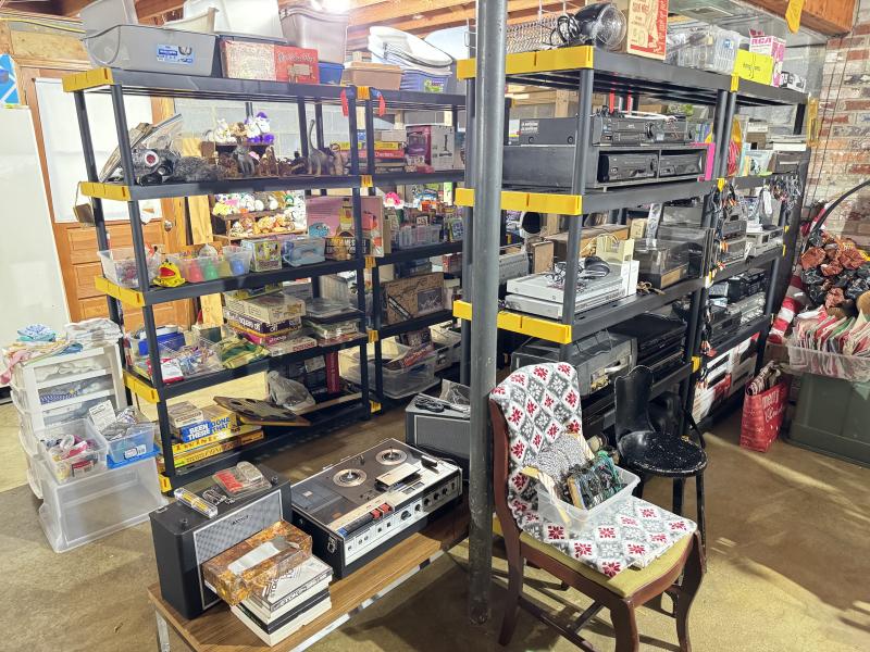 Sale Photo Thumbnail #144