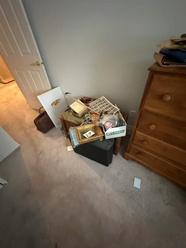 Sale Photo Thumbnail #17