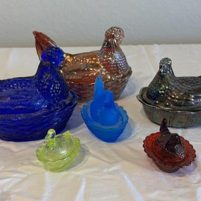 Sale Photo Thumbnail #13: Assorted hen on next glass dishes