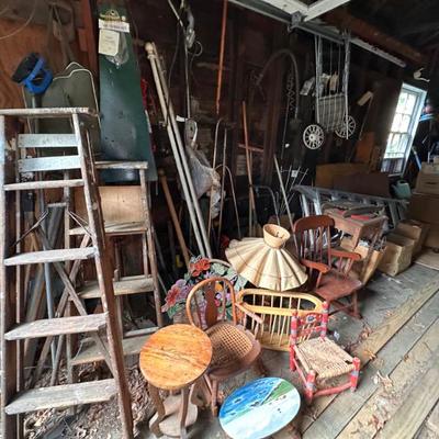 Estate sale photo