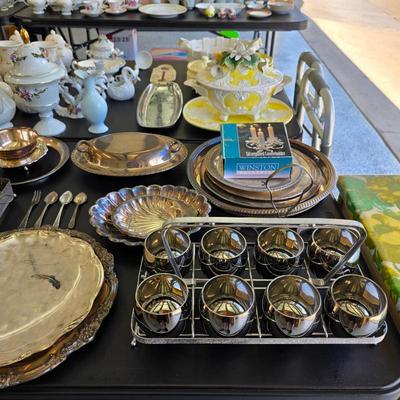 Mid century roly glasses with carrier