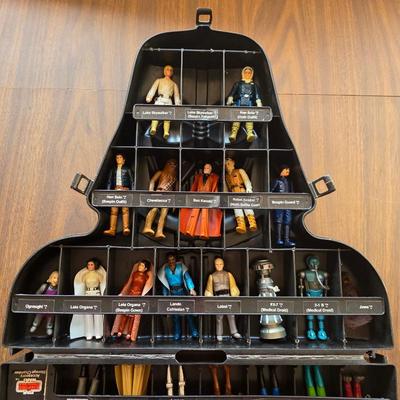 Vintage Kenner Darth Vader Star Wars figurine carrying case with figurines