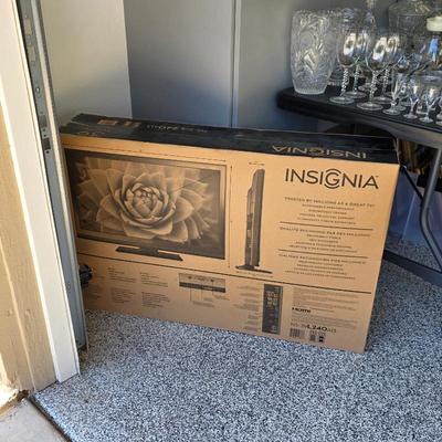 Insignia NS-39L240A13 39 inch LCD TV