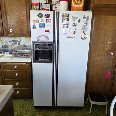 Refrigerator