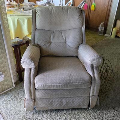 Rocker recliner