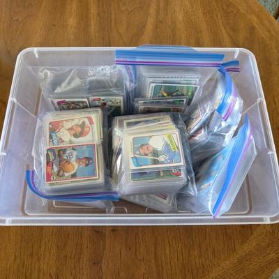 1970s and 1980s baseball cards