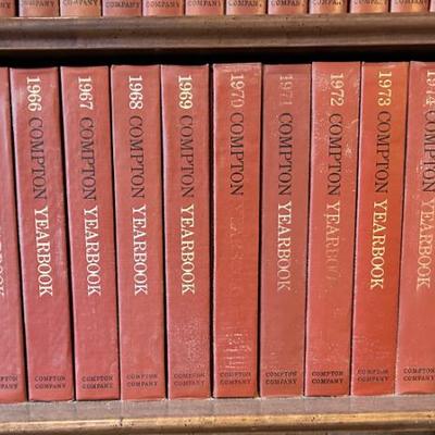Sale Photo Thumbnail #12: Books 