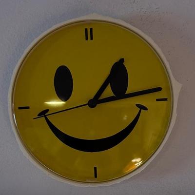 Sale Photo Thumbnail #19: Smile Wall Clock 
