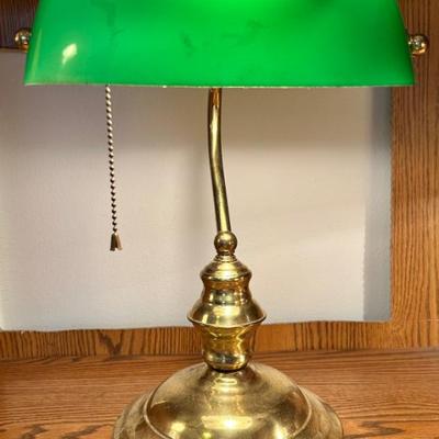 Sale Photo Thumbnail #22: Library lamp