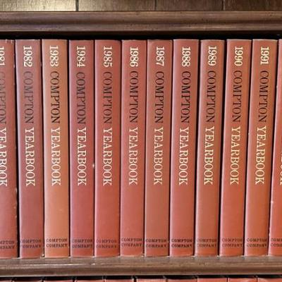 Sale Photo Thumbnail #13: Books 