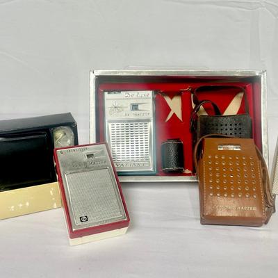 Valiant De Luxe Six Transistor In Original Box & More! 