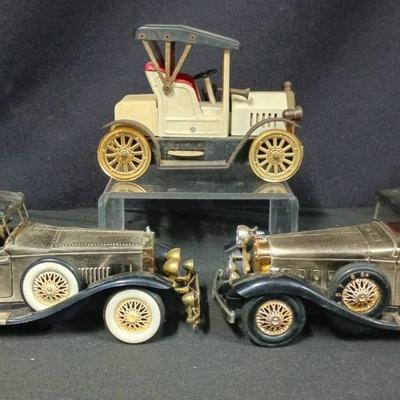 Trio Of Vintage Model Car AM Radios