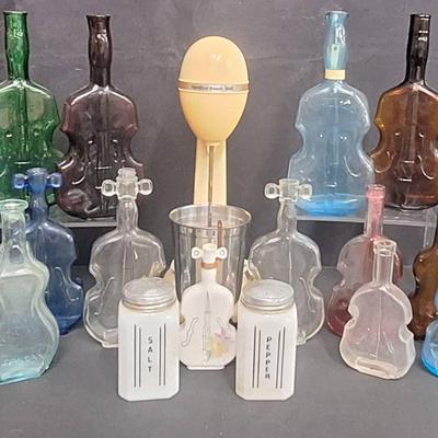 C Toppan Cocoa-Nut Oil, 19 Vintage Hand Blown Glass Figural Bottles And More