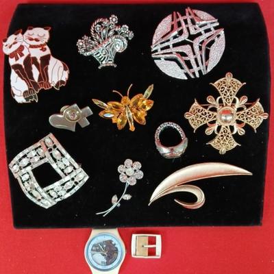 Mid - Century  Modern / Vintage Broochs & More 