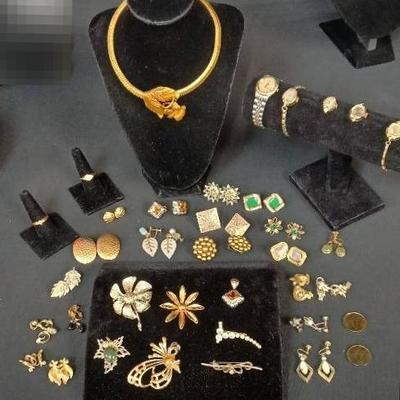 Vintage Caravella Watches & More