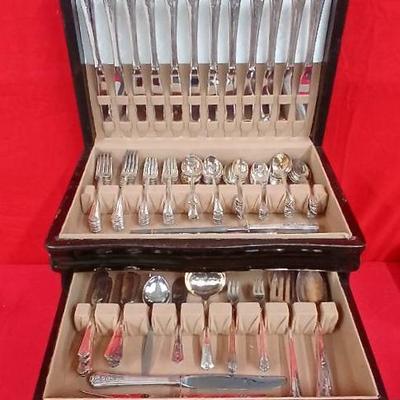 International Silver Plate Set - Her Magesty Pattern 94 pieces + Serving Pieces 