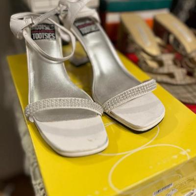 Sale Photo Thumbnail #559