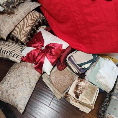 Sale Photo Thumbnail #306