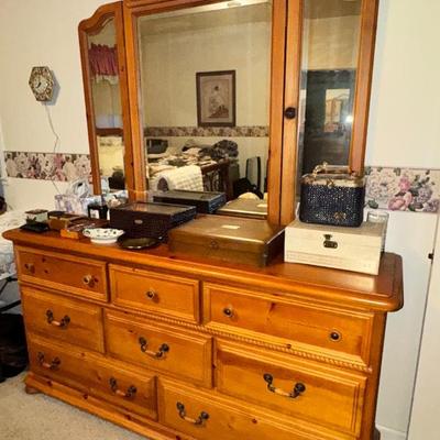 Sale Photo Thumbnail #63