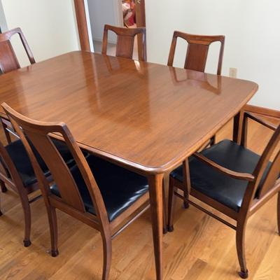 Mid-Century Modern Wood Table & Six Chairs (shippable)