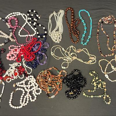 Costume Stone, Bead & Shell Necklaces #12