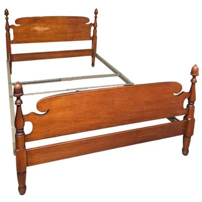 Full Size Wooden 'Acorn Accent' Headboard (1), Footboard (1) + Adjustable Frame (1)