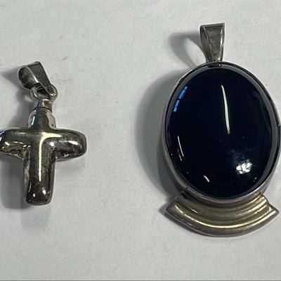 .925 Sterling Silver Black Stone (1) & Puff Cross Silver (1) Charms 