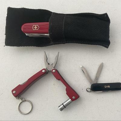 Official Swiss Victorinox (2) + Utility (1) Pocket Knives 