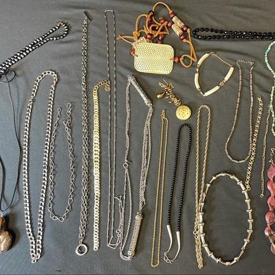Costume Jewelry, Necklaces & Bracelets #007