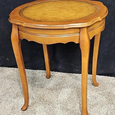 Wooden Inlay French Style Parlor Table