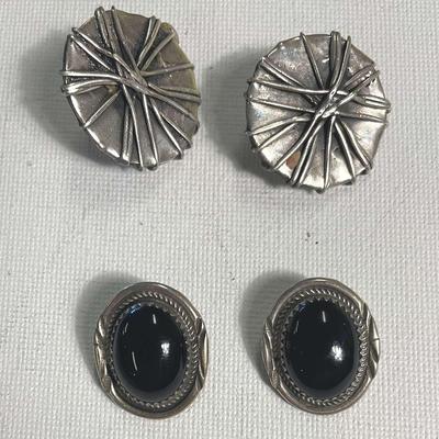 .925 Sterling Silver Heavy Clip On Earrings (Broken)