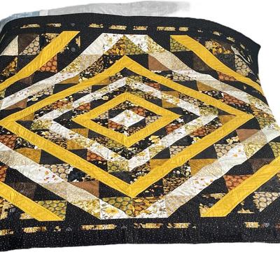Black & Gold Quilt 