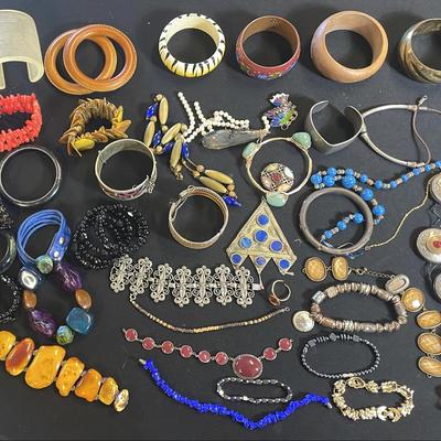 Costume Jewelry Bracelets #002
