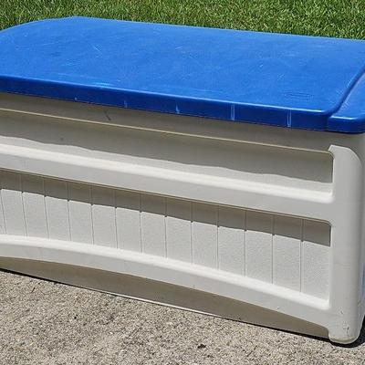 Suncast Plastic Deck Box