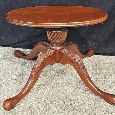'English Style' Pedestal Coffee/Display Table 