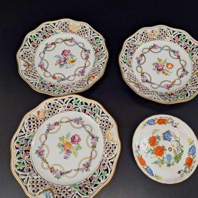 3 Vintage Schumann Bavaria Chateau Dresden Flowers Lattice Plates 