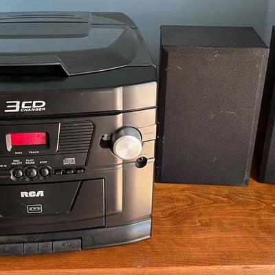 RCA 3-CD Changer Stereo System with Dual Speakers