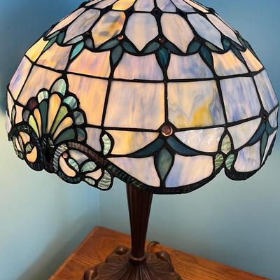 Tiffany Style Table Lamp