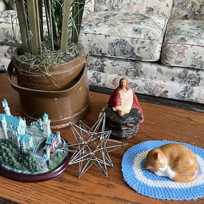 Miscellaneous Decor Lot 