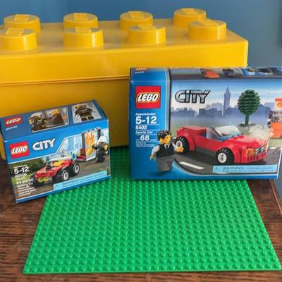 Assorted Legos 