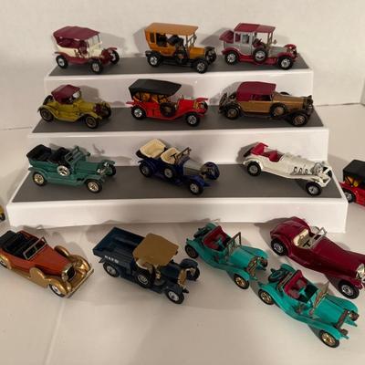 Matchbox Models Of Antique And Classic Die-Cast Cars