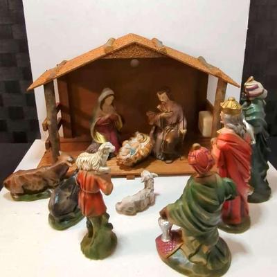 Vintage Nativity Scene, Molded Plastic with Manger/Stable, Music Box Plays Silent Night 