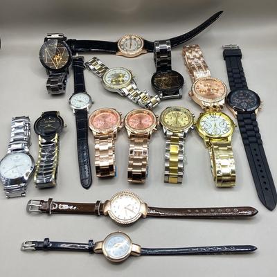 New & Like-new Watches : Lee Cardeen, Geneva, Swidu 